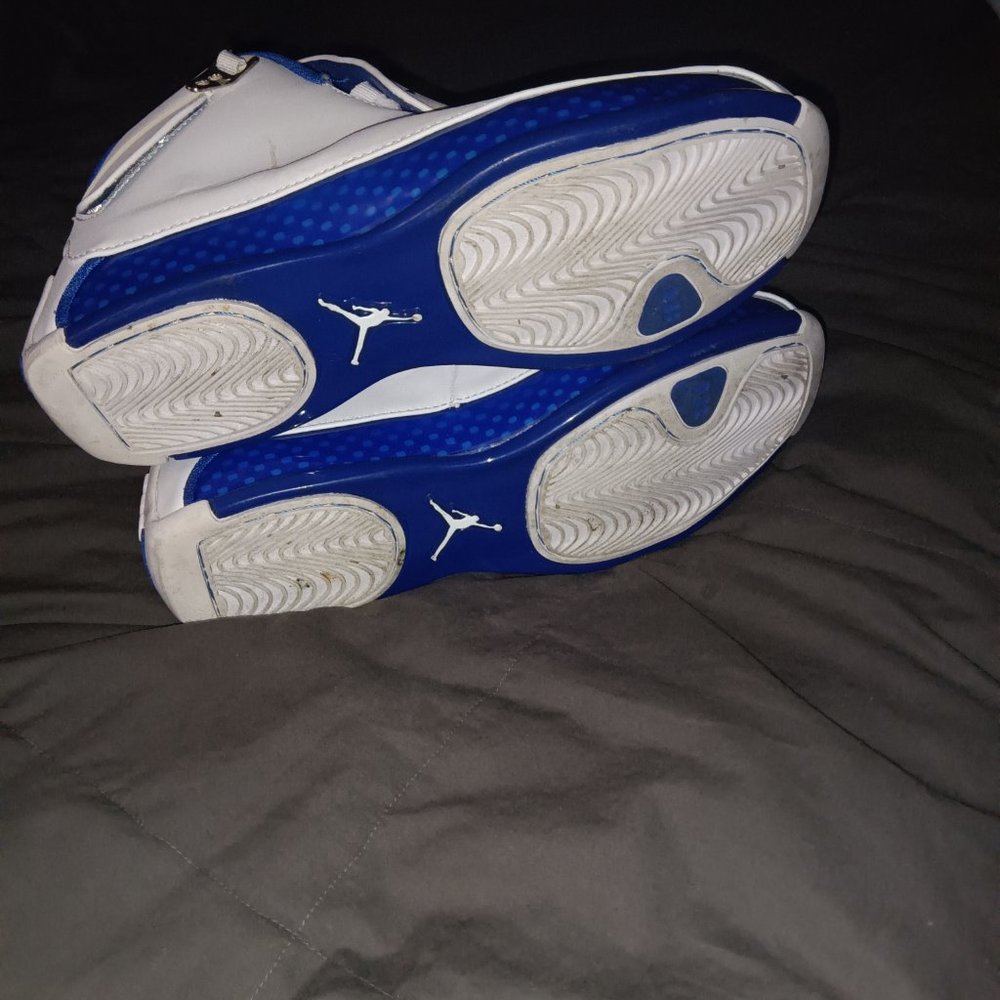 Jumpman - Picture 3 of 4